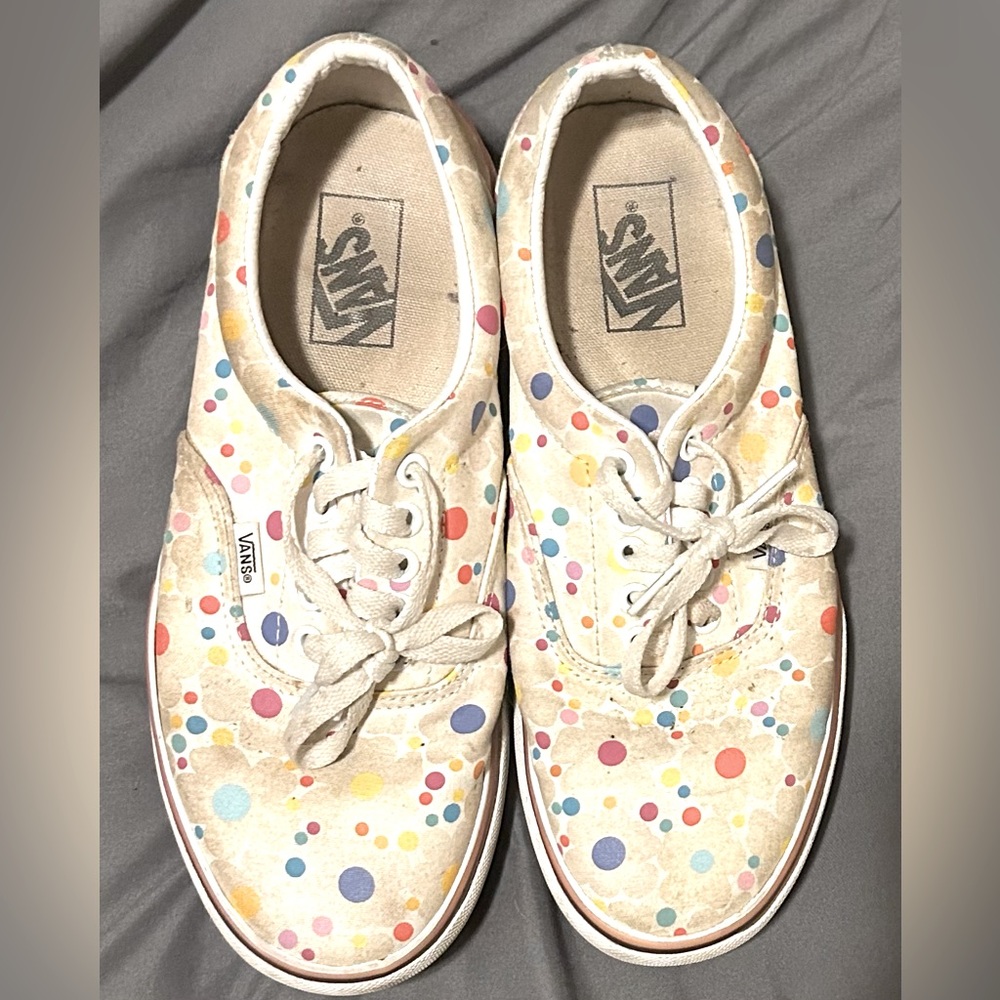 Custom Vans, Color Changing Platforms